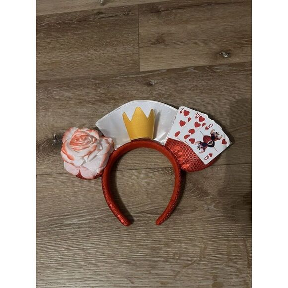 Disney Parks Mickey Ears Queen of Hearts Villians Alice in Wonderland 2013 RARE - Picture 1 of 3